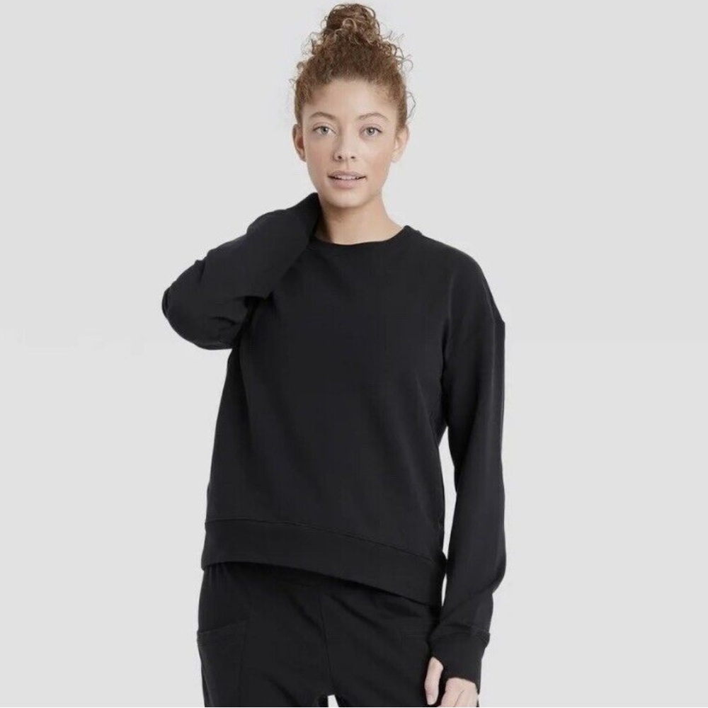 All In Motion Black Crewneck Pullover